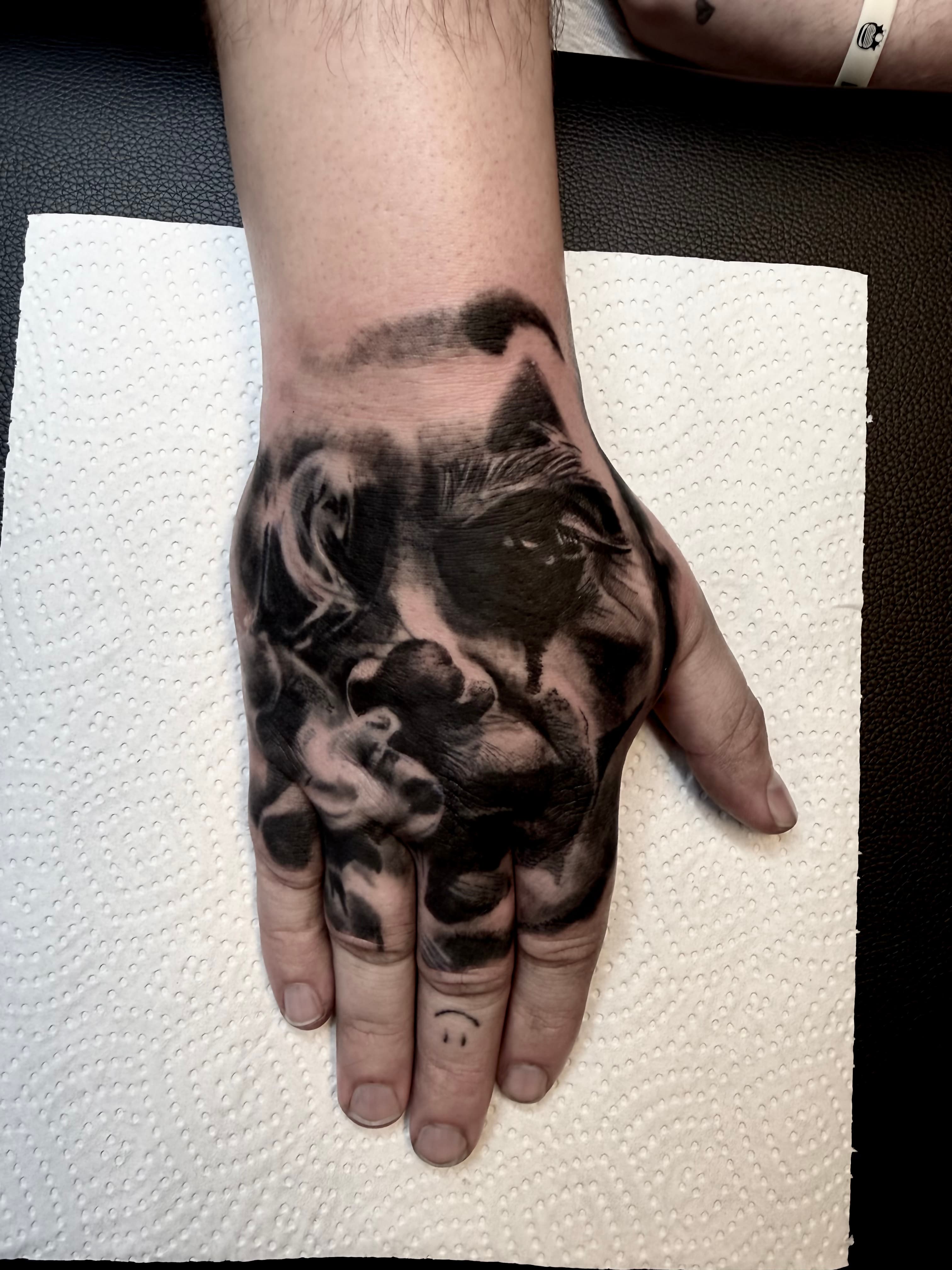 Blackwork Hand — Smoke Portrait